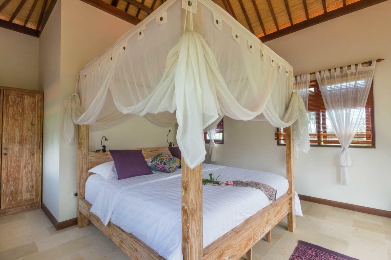 Villa Gayatri Hidden Oasis アメッド エクステリア 写真