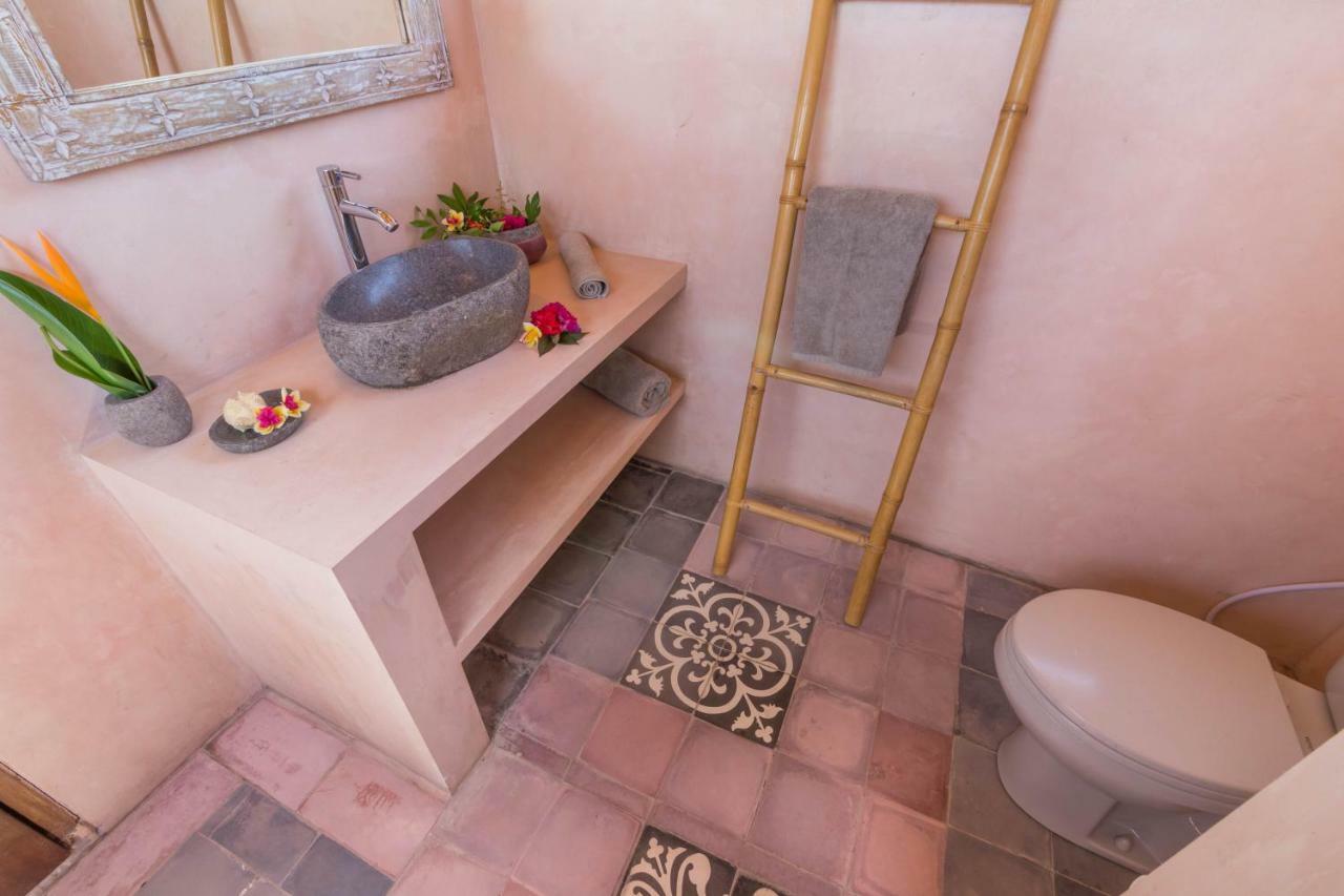 Villa Gayatri Hidden Oasis アメッド エクステリア 写真