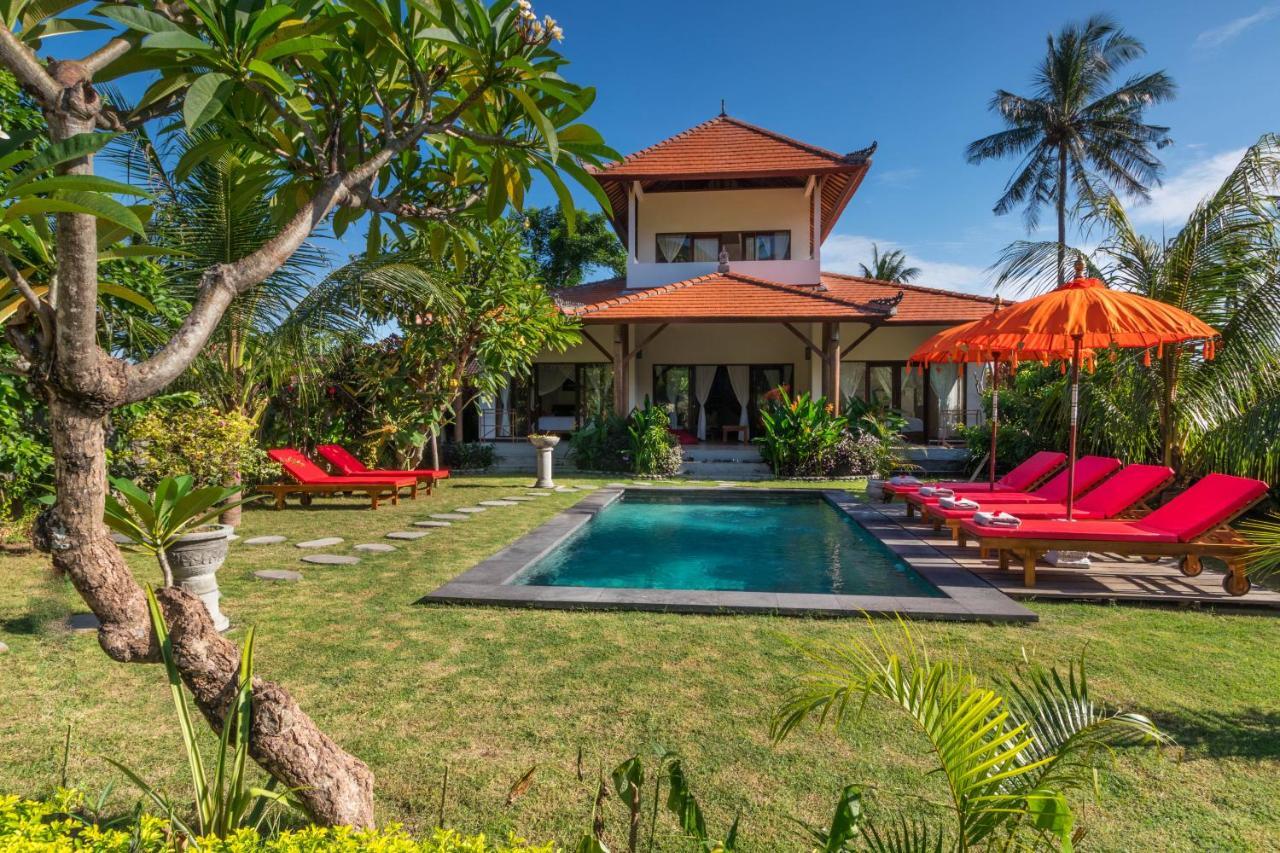 Villa Gayatri Hidden Oasis アメッド エクステリア 写真